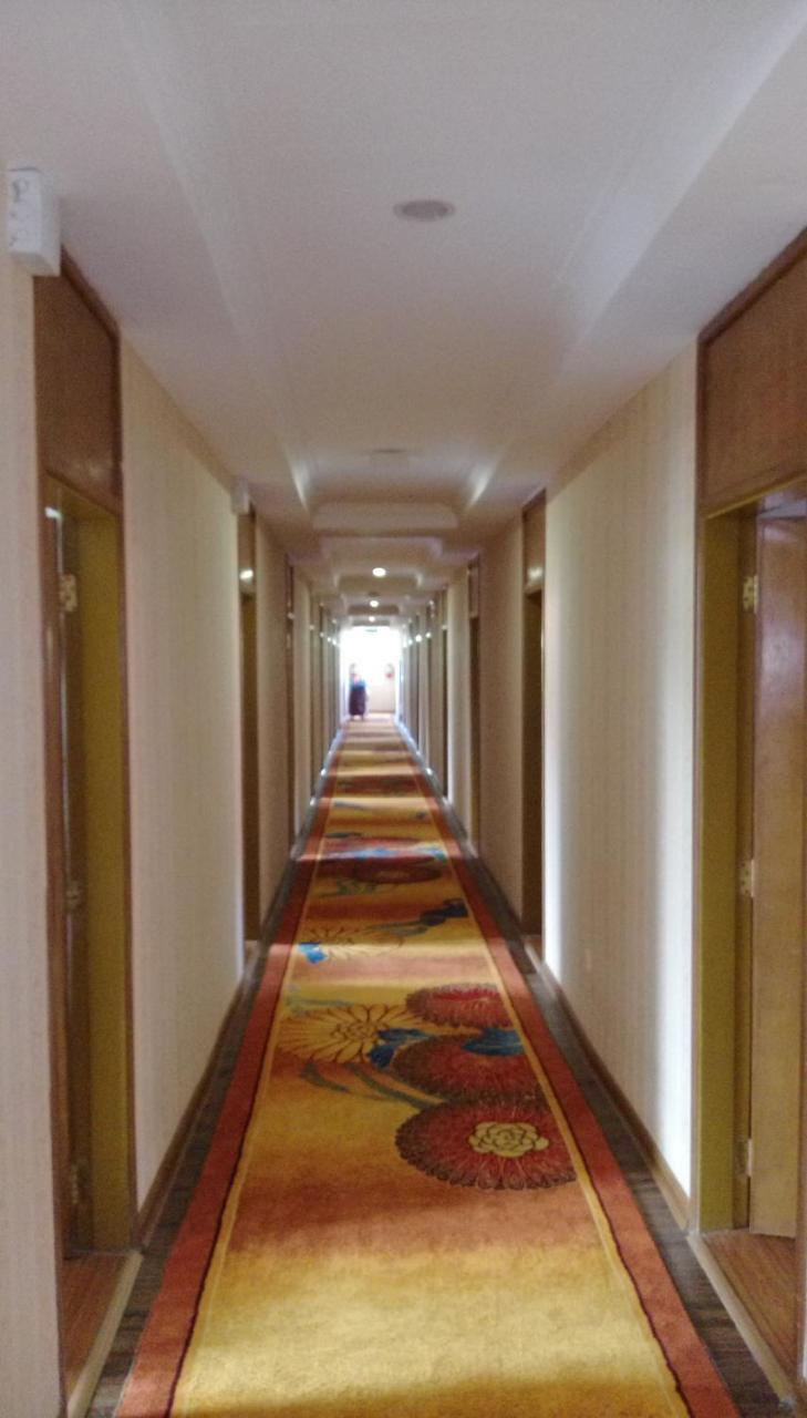 Myanmar Sport Hotel Yangón Exterior foto