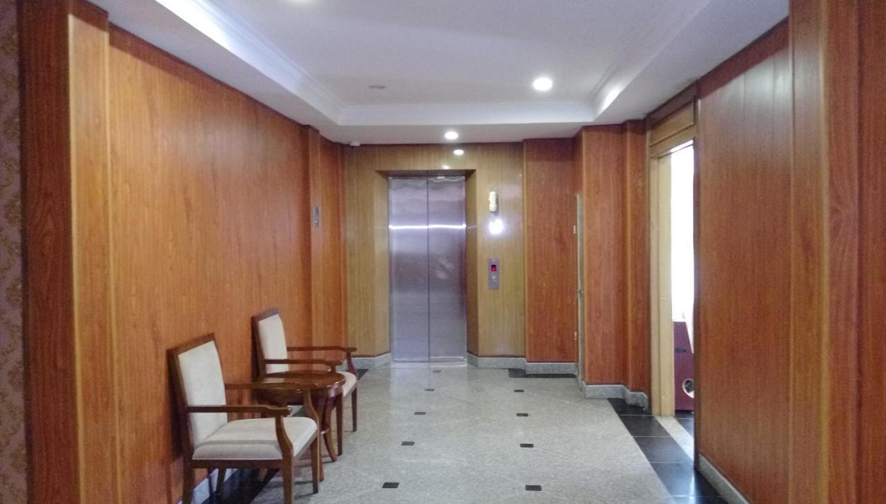 Myanmar Sport Hotel Yangón Exterior foto